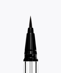 eyes-on-fleek_166202_02_2000x.webp
