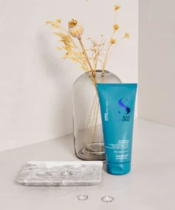 alfaparf_semi_di_lino_conditioner_per_capelli_ricci_professionale.webp