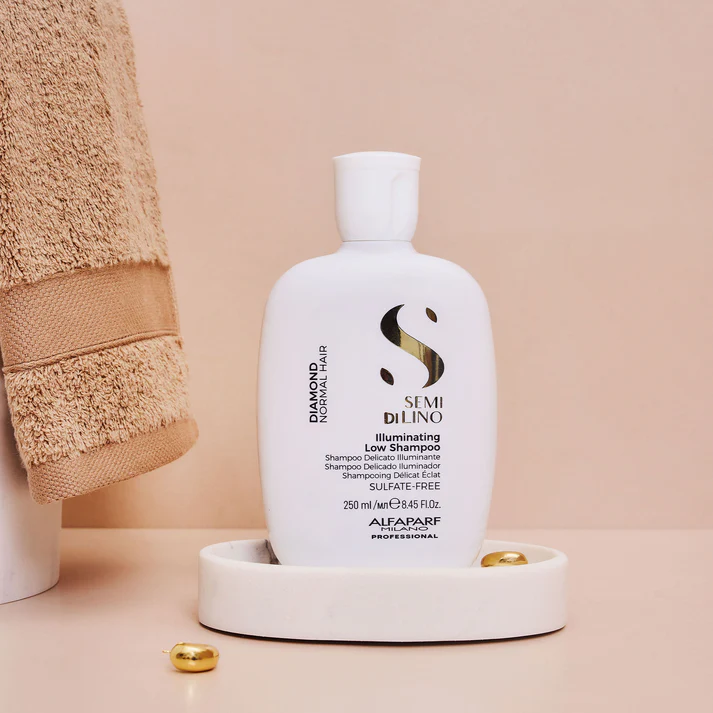 alfaparf_Semi_di_lino_diamond_shampoo_illuminting.webp