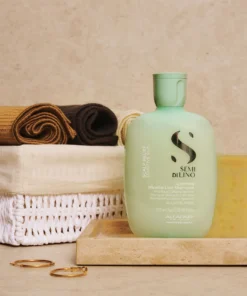 Semi_di_lino_shampoo_delicato_per_cute.webp